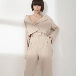 Minimalist Tailored Blazer